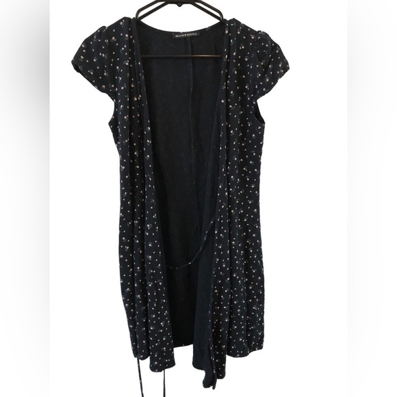 Brandy Melville 4 for 1 shipping bundle!  Get 4 items‎ for shipping as one. - Picture 1 of 12